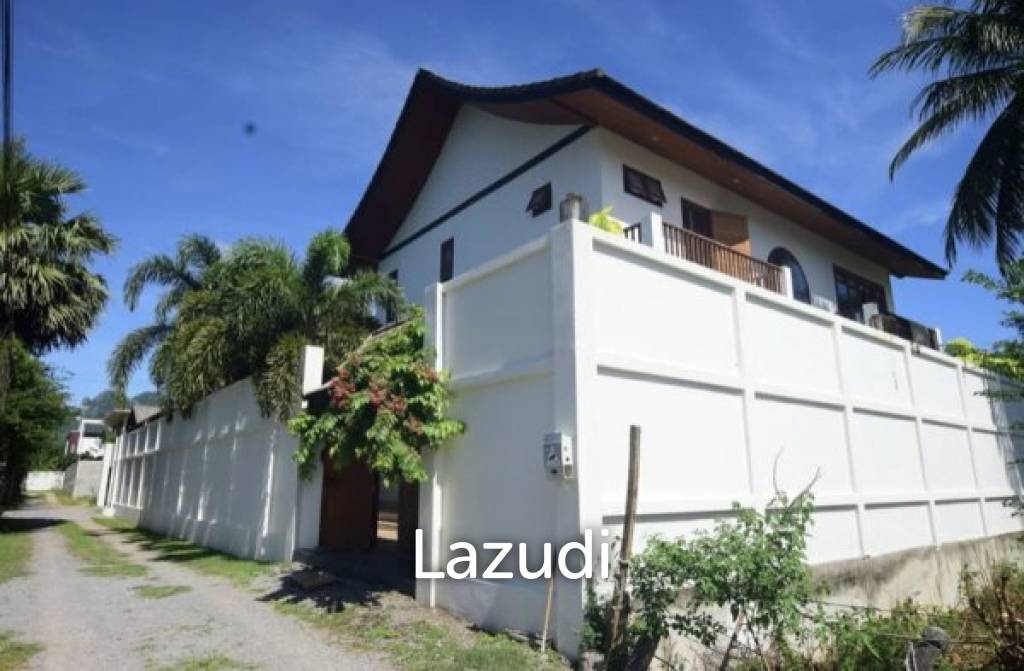 Great Design 4 Bed Pool Villa 50 meters from the Beach.