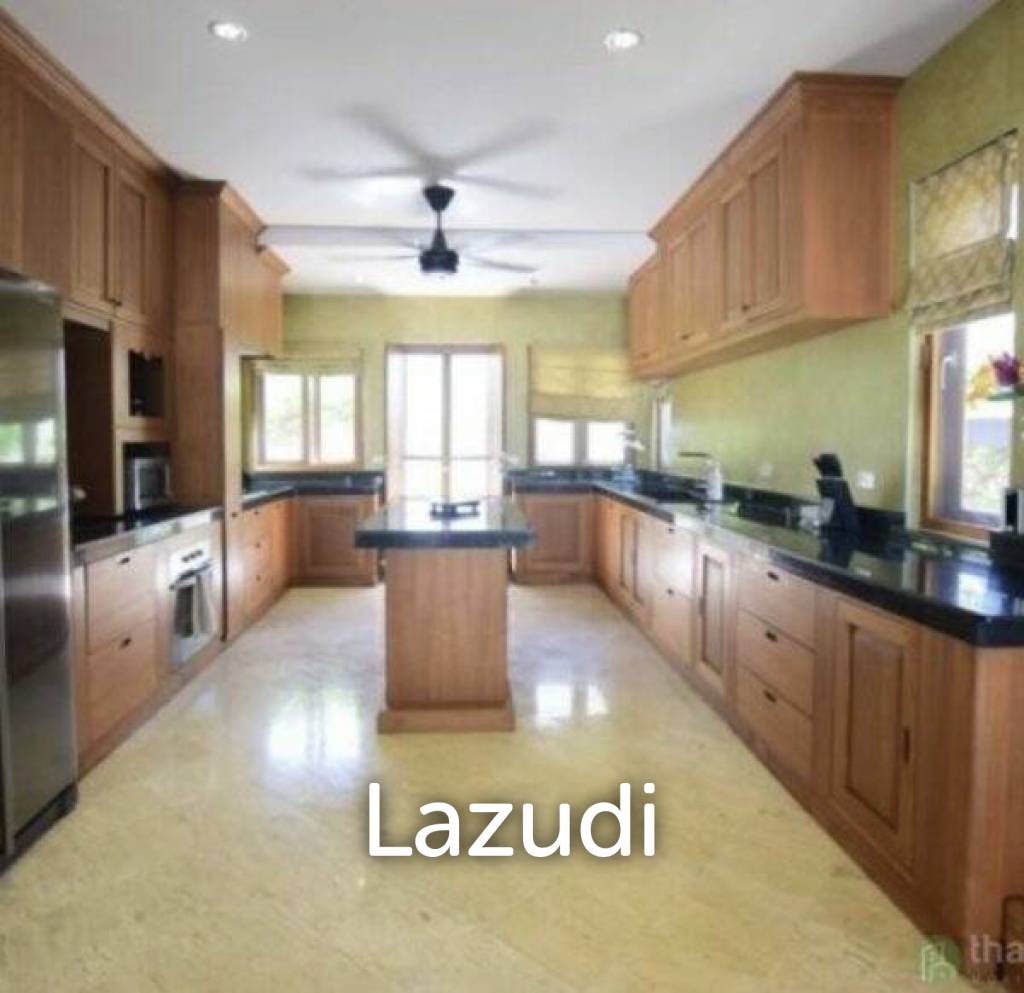 Great Design 4 Bed Pool Villa 50 meters from the Beach.