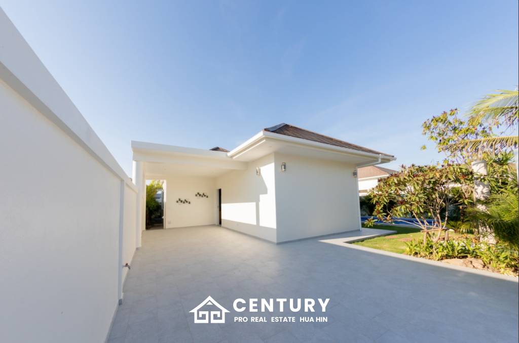 743 ตร.ม 3 เตียง 2 อาบน้ำ วิลล่า For ขาย