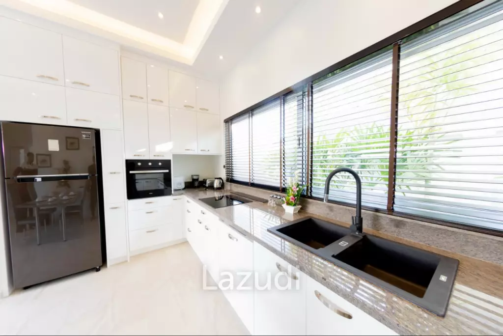 Luxury Villa with Pool in Palm Avenue 5 Hua Hin