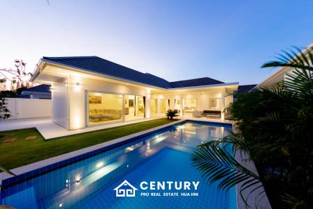 743 ตร.ม 3 เตียง 2 อาบน้ำ วิลล่า For ขาย