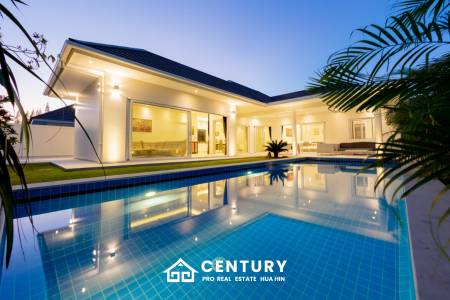 743 ตร.ม 3 เตียง 2 อาบน้ำ วิลล่า For ขาย