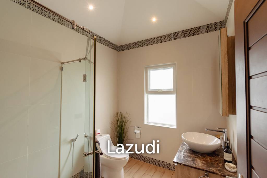 MALI RESIDENCE : Quality 4 bed pool villa