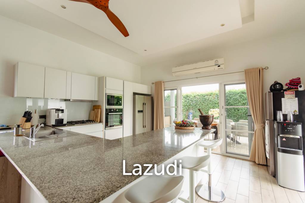 MALI RESIDENCE : Quality 4 bed pool villa