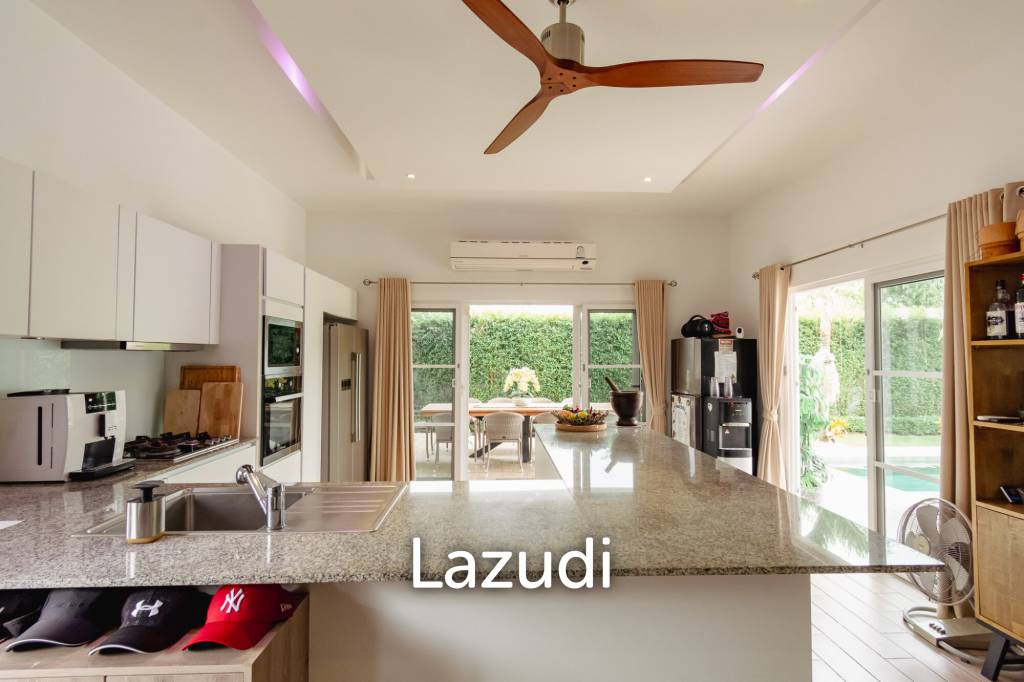 MALI RESIDENCE : Quality 4 bed pool villa