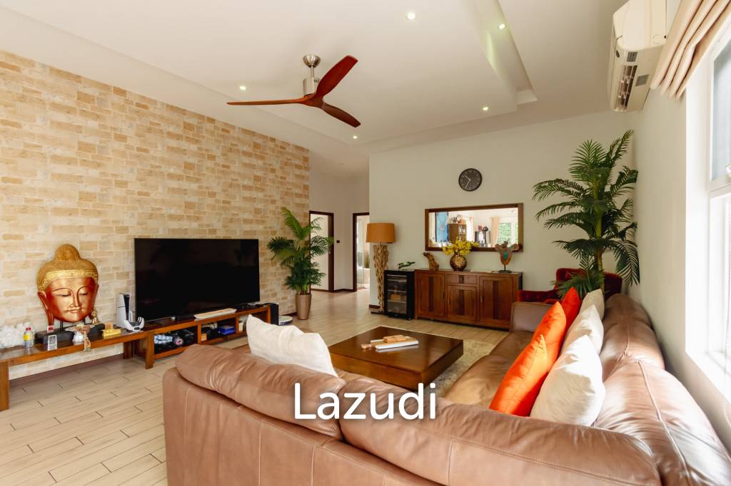 MALI RESIDENCE : Quality 4 bed pool villa