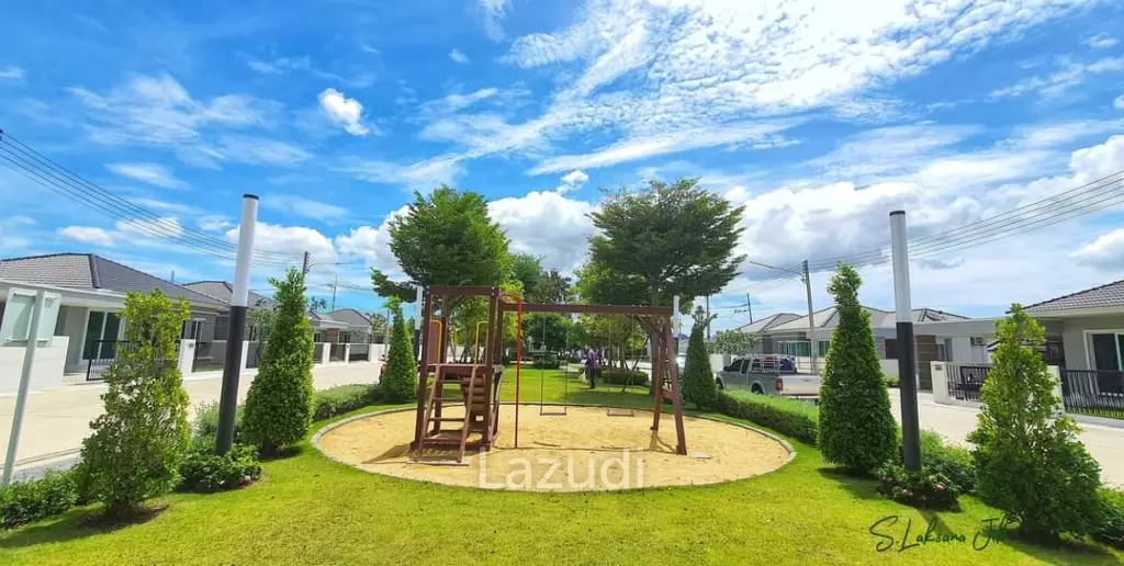 LA VALLEE VILLAGE TOWN : 2 Bed villa for sale