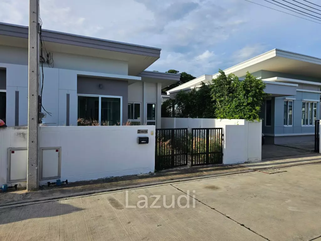 LA VALLEE VILLAGE TOWN : 2 Bed villa for sale
