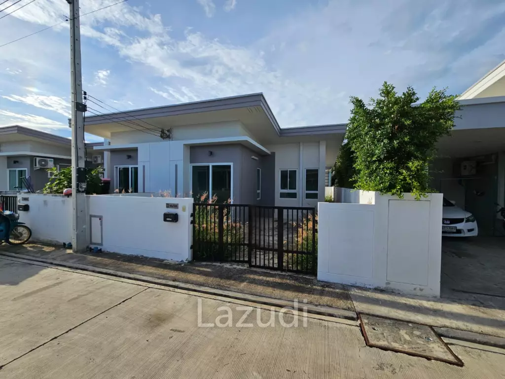 LA VALLEE VILLAGE TOWN : 2 Bed villa for sale