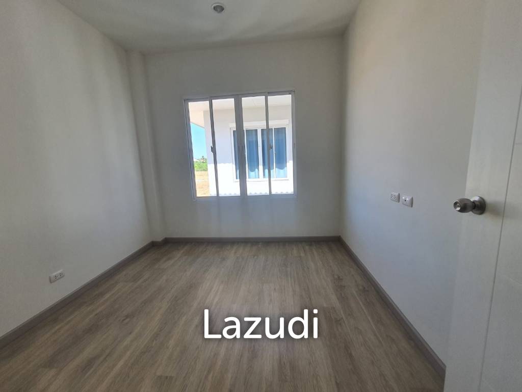 LA VALLEE LE VANA : 2 Storey 3 Bed Villa for Sale