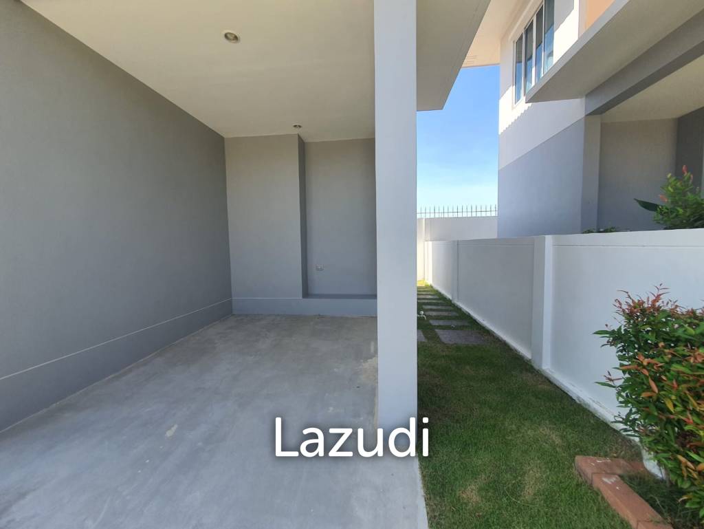 LA VALLEE LE VANA : 2 Storey 3 Bed Villa for Sale