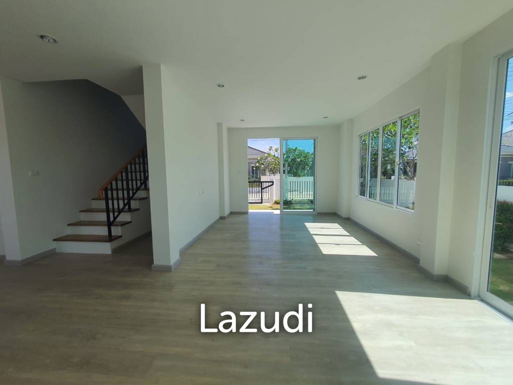 LA VALLEE LE VANA : 2 Storey 3 Bed Villa for Sale