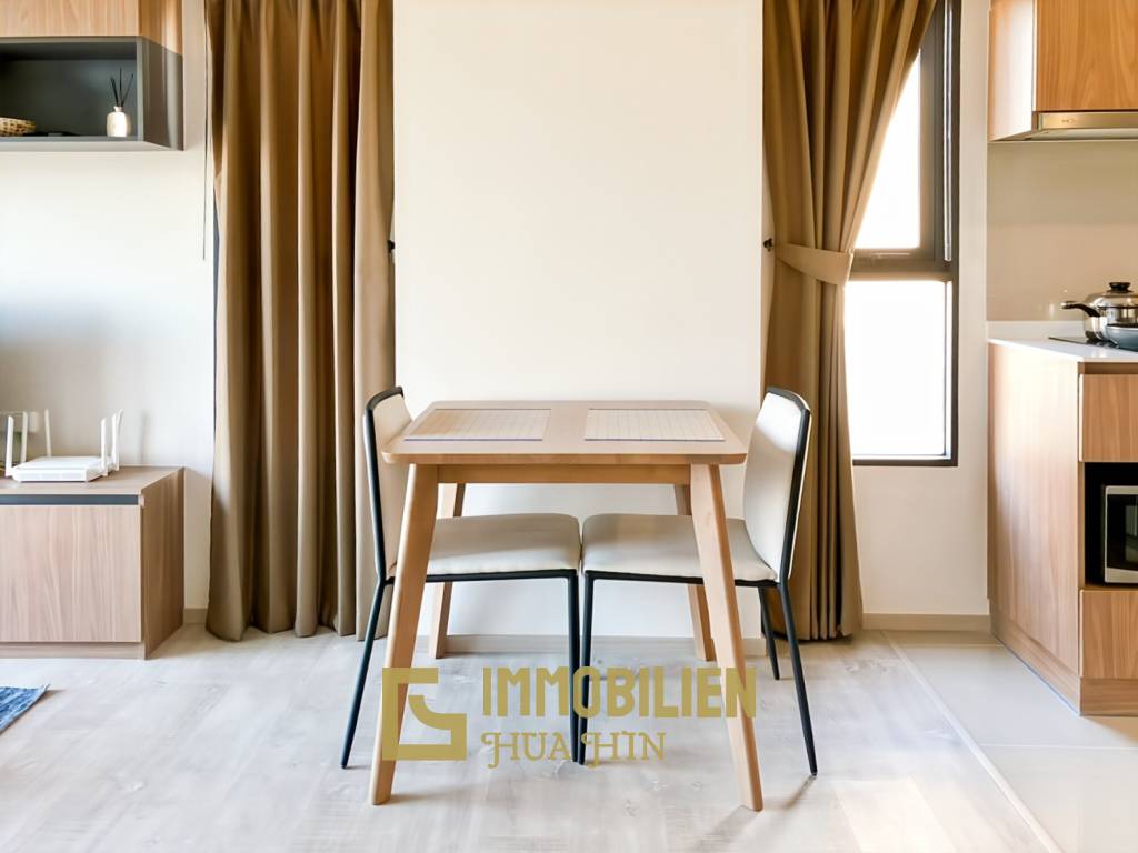 Eckwohnung im 8. Stock / hohe Privatsphäre / separates Schlafzimmer