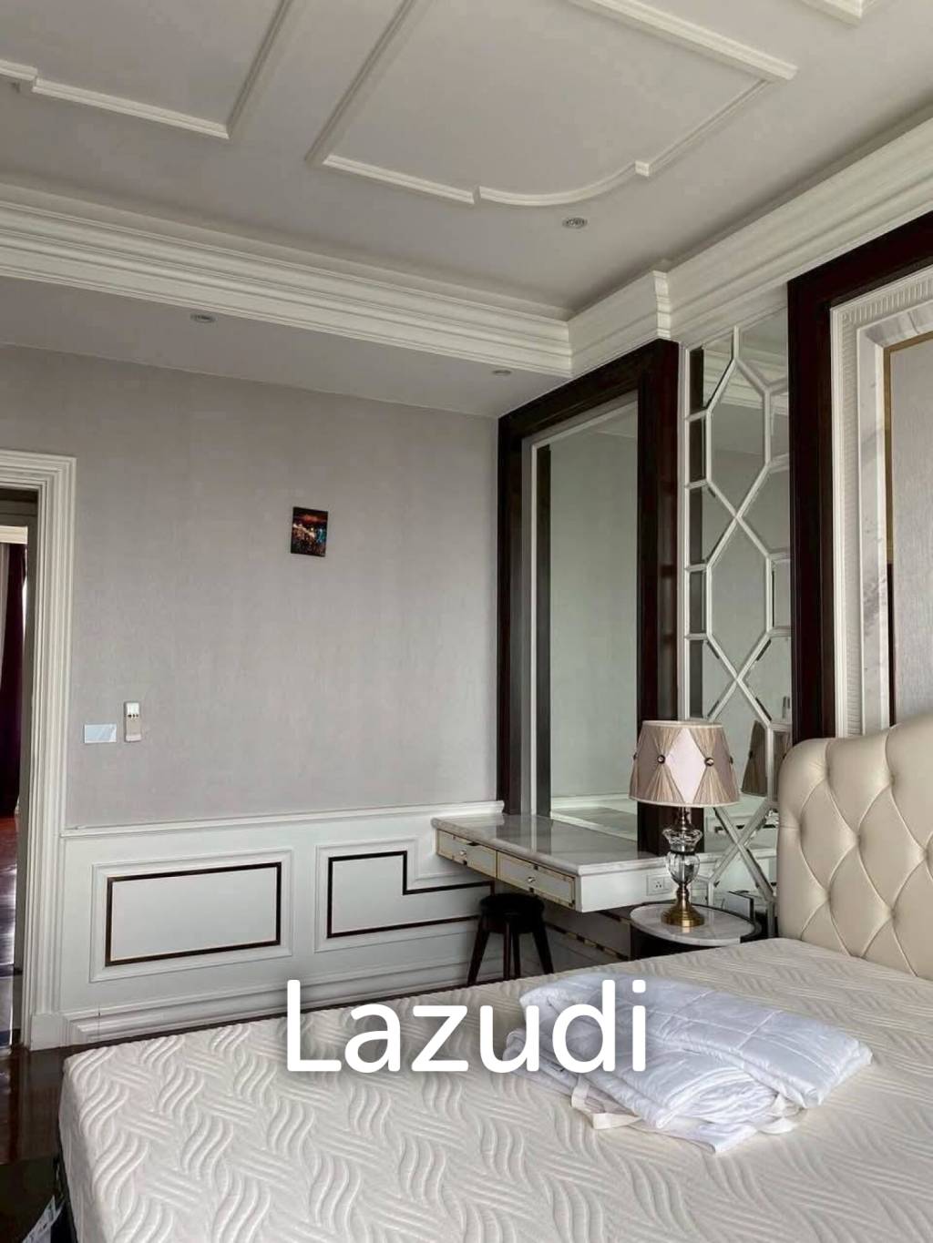 5 Bedroom 6 Bathroom 274.4 Sq.m Q Asoke