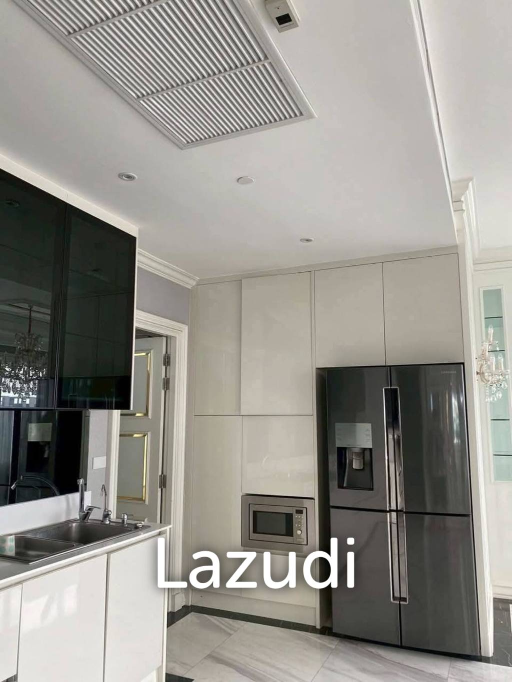 5 Bedroom 6 Bathroom 274.4 Sq.m Q Asoke