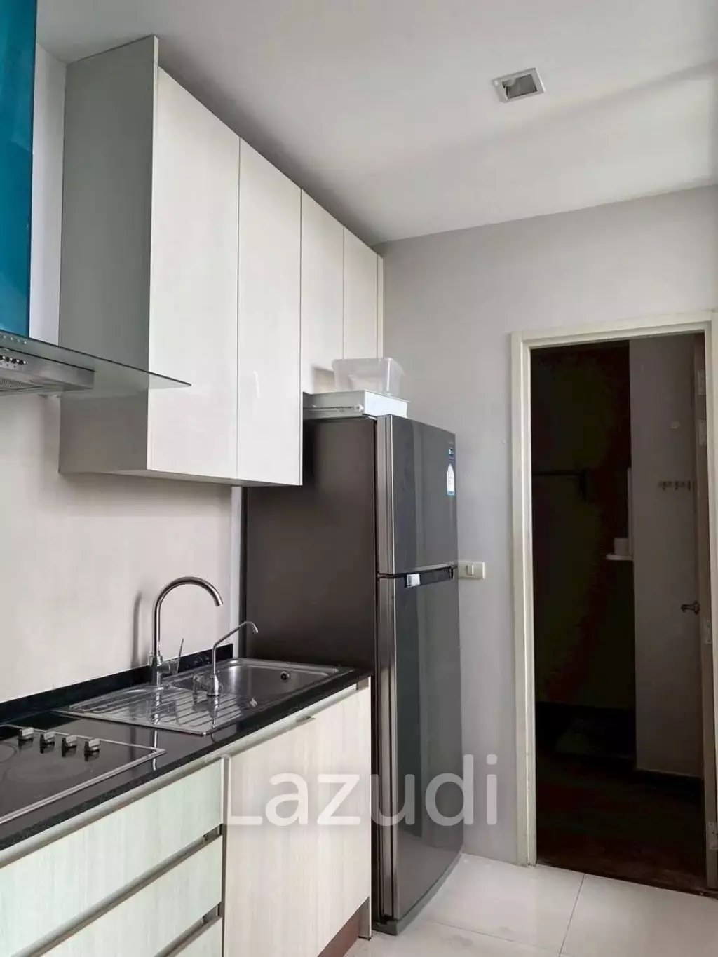 5 Bedroom 6 Bathroom 274.4 Sq.m Q Asoke