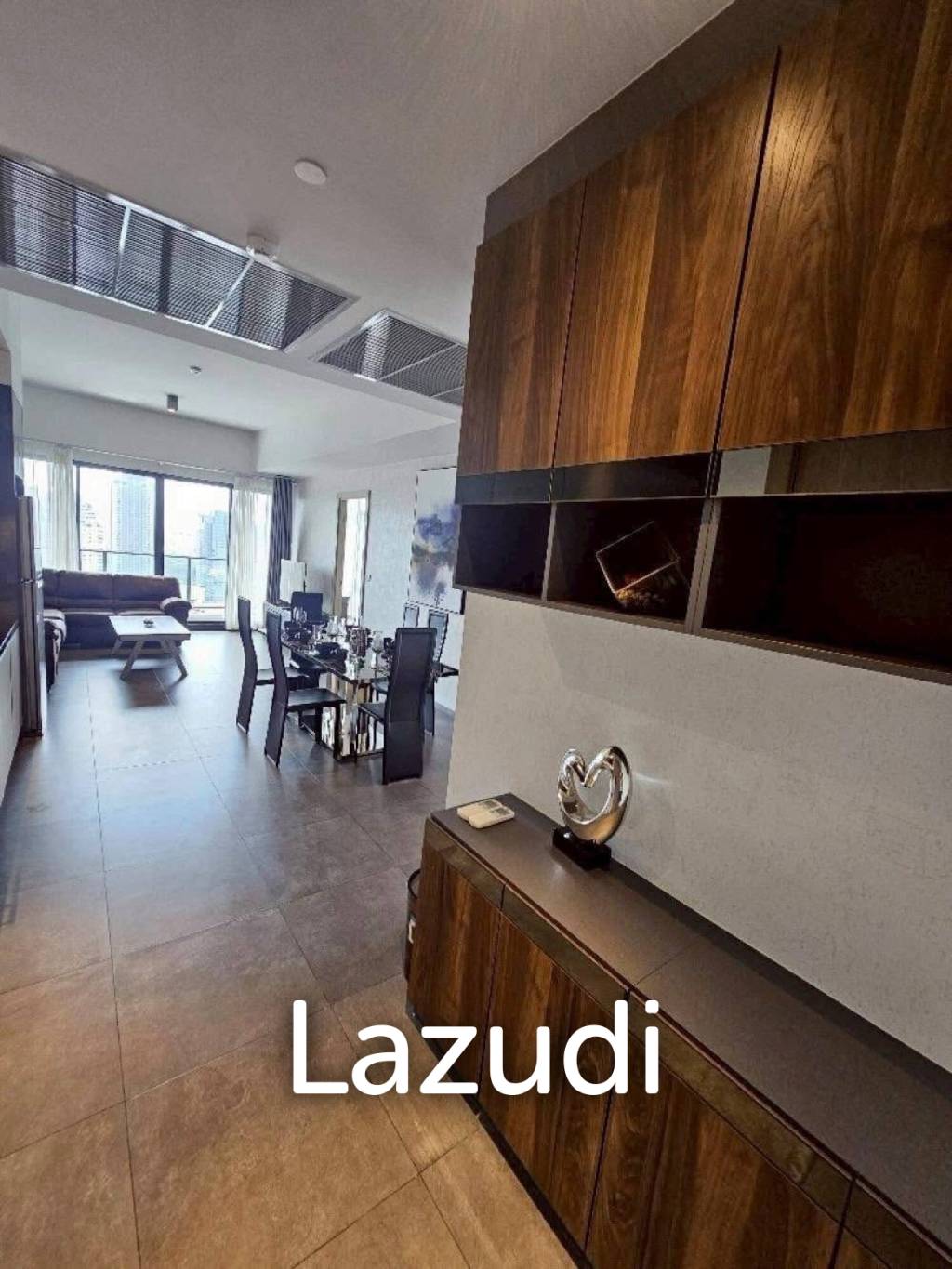 Spacious 2-Bedroom Condo at The Lofts Asoke Bangkok