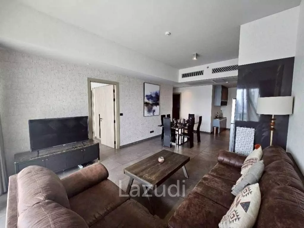 Spacious 2-Bedroom Condo at The Lofts Asoke Bangkok