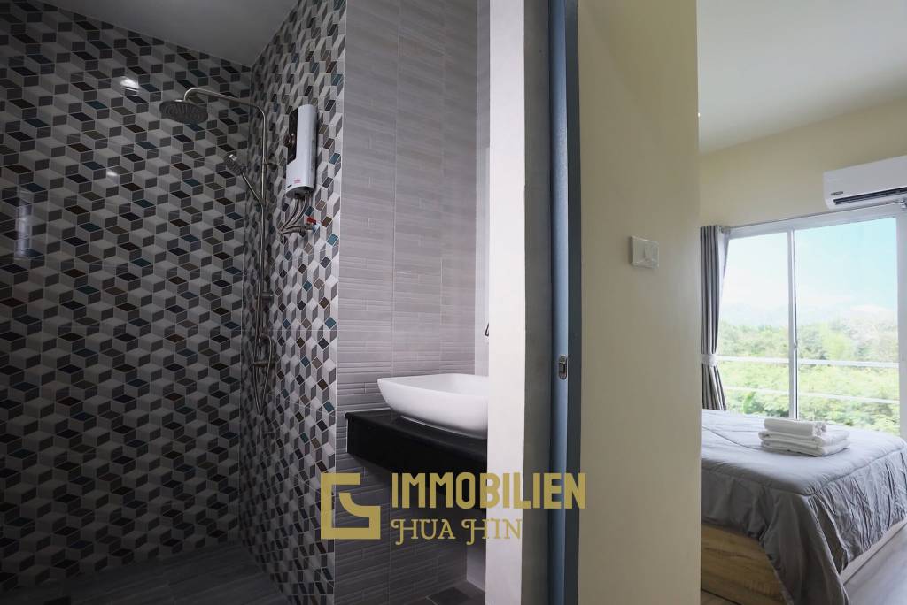 Modernes einstöckiges Einfamilienhaus in Hua Hin