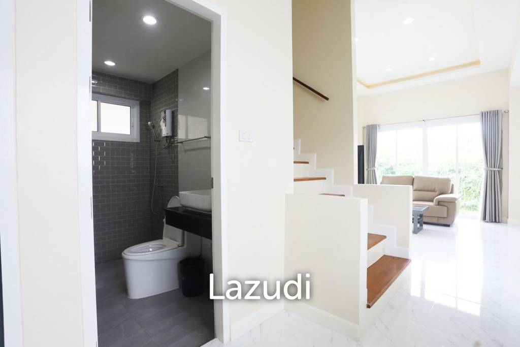 Modern Two-Story Detached House in Hua Hin