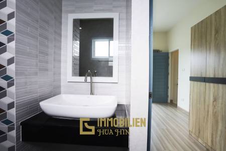 Modernes einstöckiges Einfamilienhaus in Hua Hin