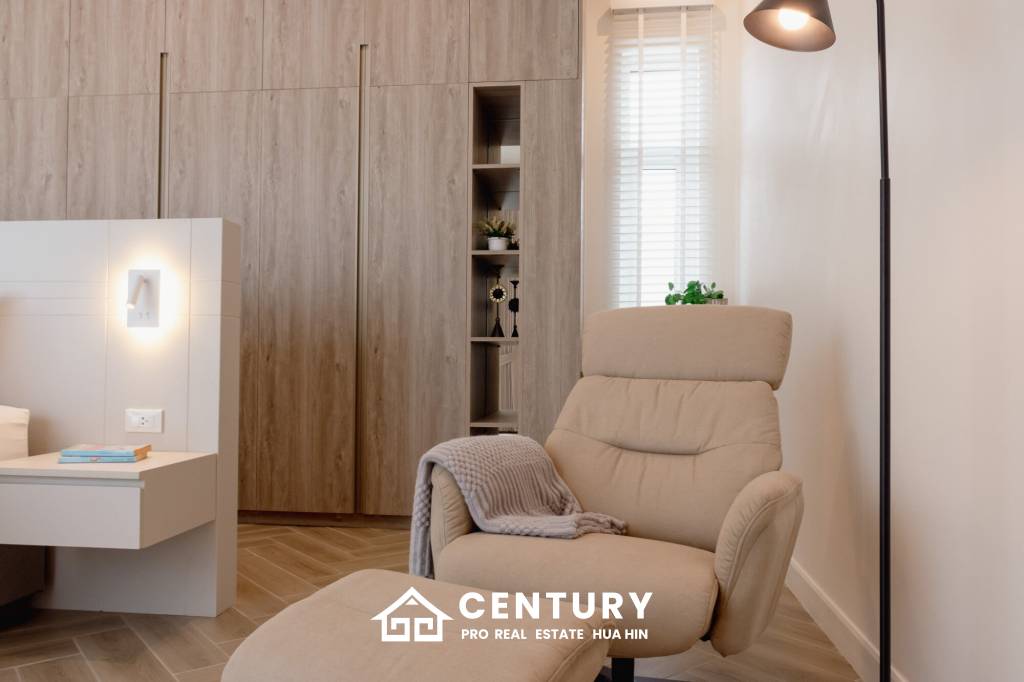 241 sqm pool villa in Hua Hin Thap Tai Eeden Luxe