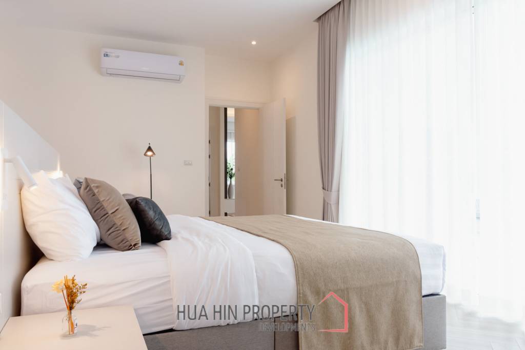 241 sqm pool villa in Hua Hin Thap Tai Eeden Luxe