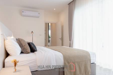 241 sqm pool villa in Hua Hin Thap Tai Eeden Luxe