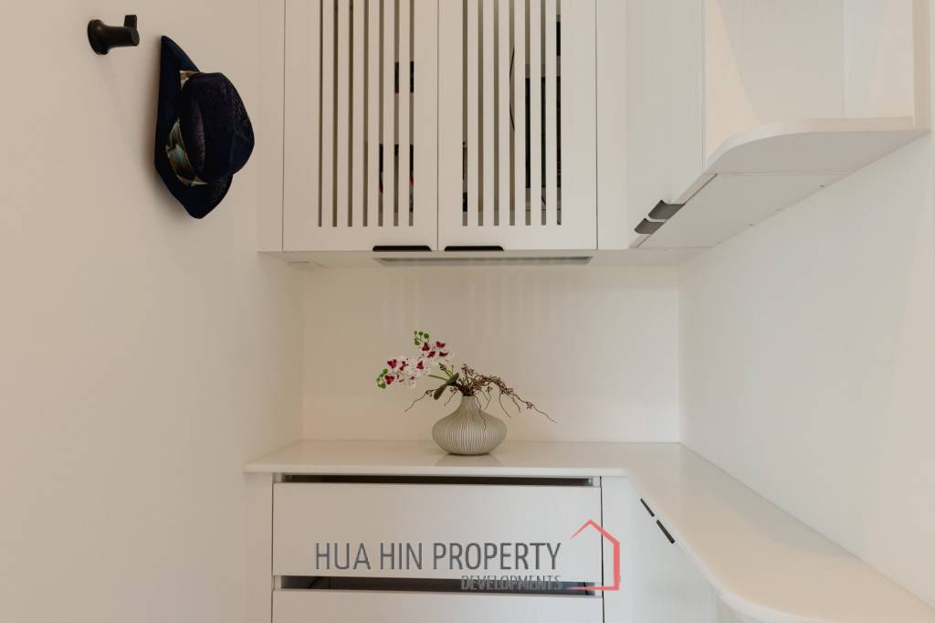 241 sqm pool villa in Hua Hin Thap Tai Eeden Luxe