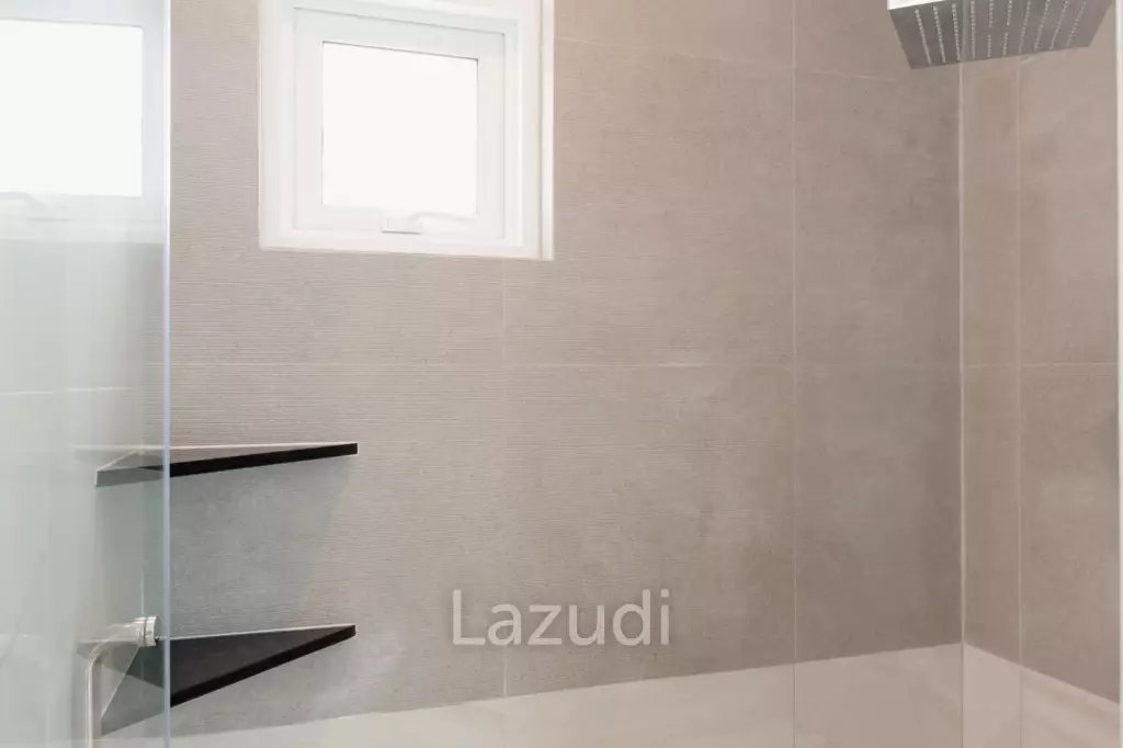 250 sqm pool villa in Hua Hin Thap Tai Eeden Luxe