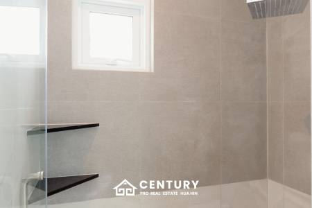 241 sqm pool villa in Hua Hin Thap Tai Eeden Luxe