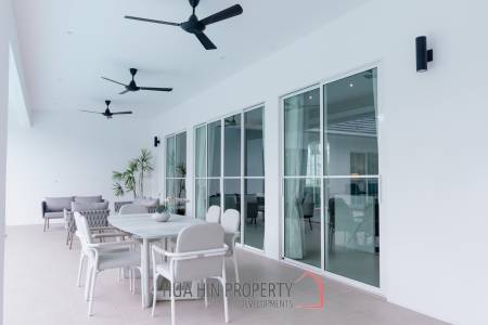 241 sqm pool villa in Hua Hin Thap Tai Eeden Luxe