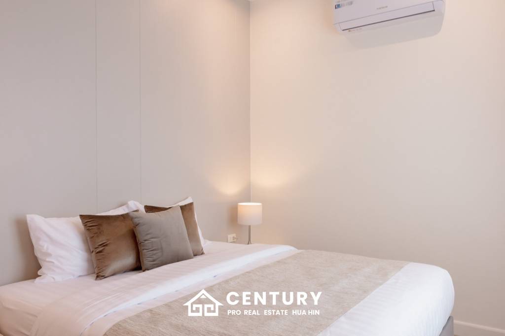 241 sqm pool villa in Hua Hin Thap Tai Eeden Luxe