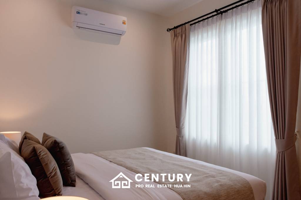 241 sqm pool villa in Hua Hin Thap Tai Eeden Luxe