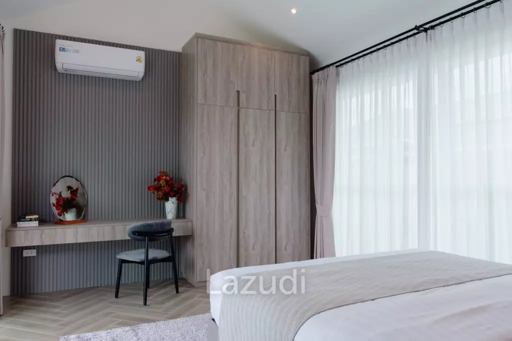 250 sqm pool villa in Hua Hin Thap Tai Eeden Luxe