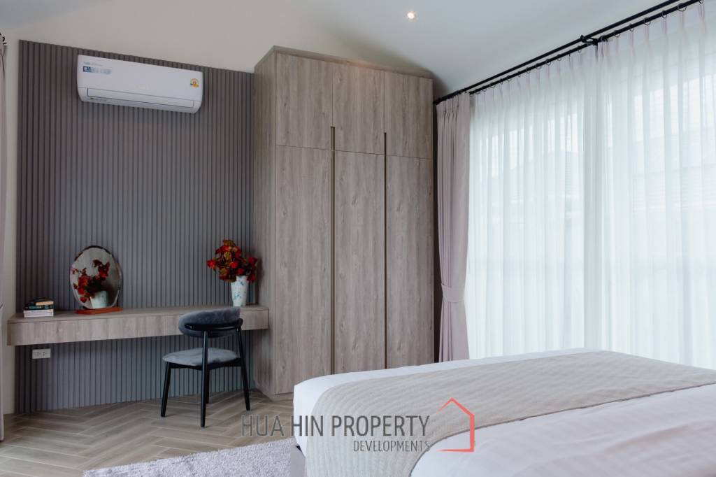 241 sqm pool villa in Hua Hin Thap Tai Eeden Luxe