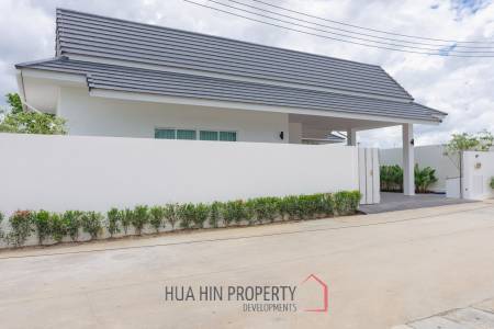 241 sqm pool villa in Hua Hin Thap Tai Eeden Luxe