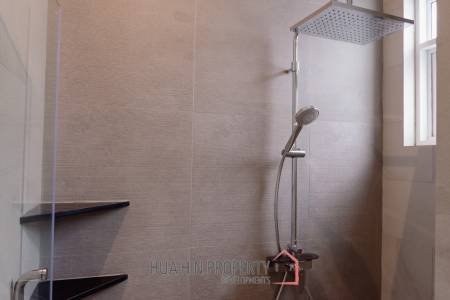 241 sqm pool villa in Hua Hin Thap Tai Eeden Luxe