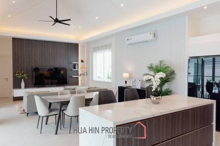 241 sqm pool villa in Hua Hin Thap Tai Eeden Luxe