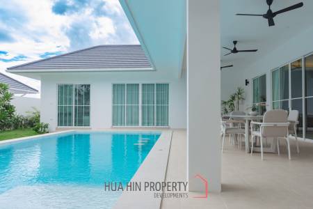 241 sqm pool villa in Hua Hin Thap Tai Eeden Luxe