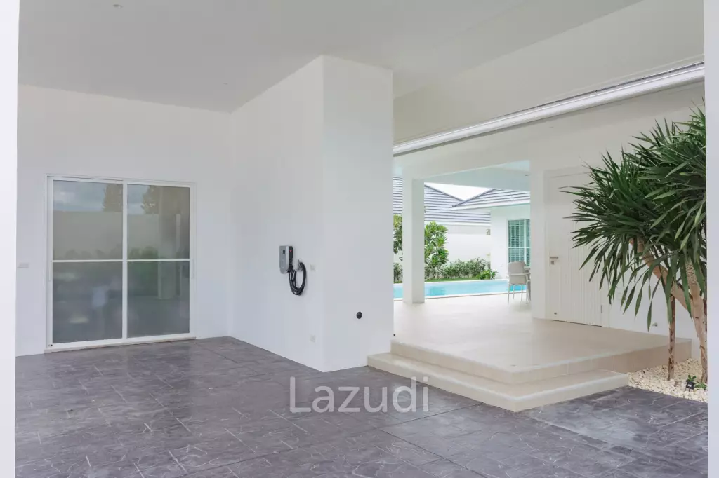 250 sqm pool villa in Hua Hin Thap Tai Eeden Luxe