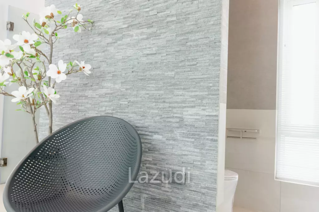250 sqm pool villa in Hua Hin Thap Tai Eeden Luxe
