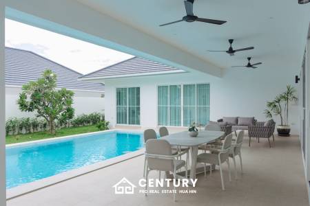 241 sqm pool villa in Hua Hin Thap Tai Eeden Luxe