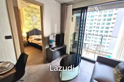 The Lofts Asoke: 1-Bedroom Condo with City View