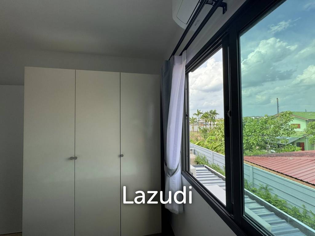 3 Beds 2 Baths 120  SQ.M Pleno Sukhumvit - Bangna
