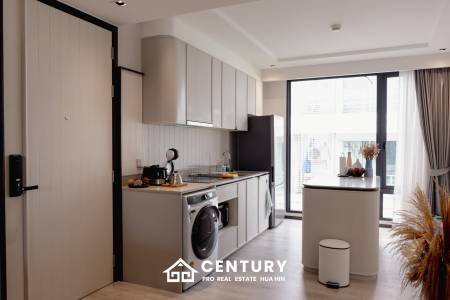 Luxury Beachfront condo in the heart of the city