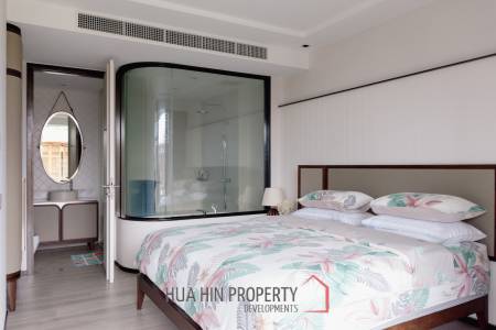 Luxury Beachfront condo in the heart of the city