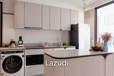 Luxury Beachfront condo in the heart of the city