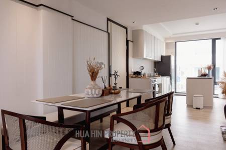 Luxury Beachfront condo in the heart of the city