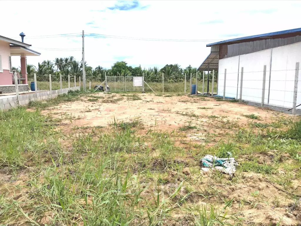 Thap Tai: Urgent, 432 SQM Land for Sale only 800 000